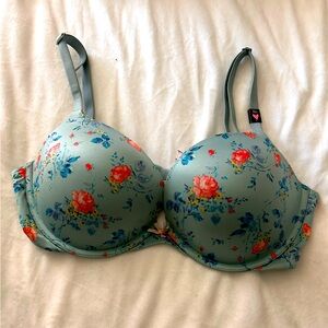 Victoria secret push up bra. 36D. Baby blue. Never worn. New with tags.